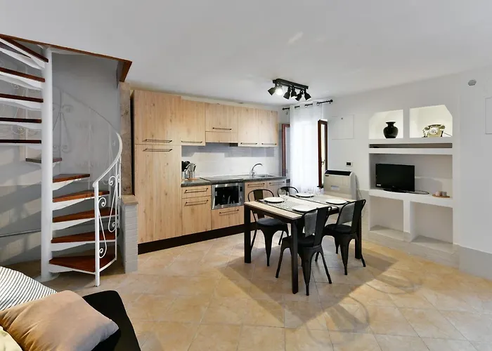 Bruna Holidays House *